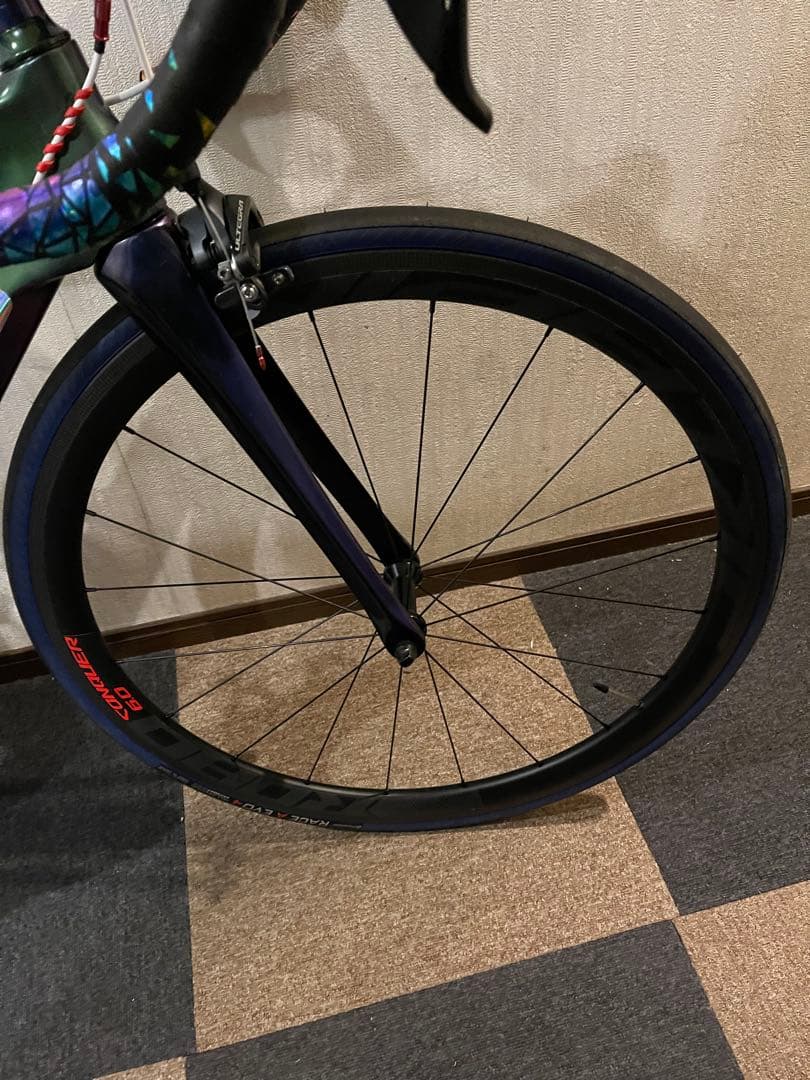 カーボンフレームロードバイク