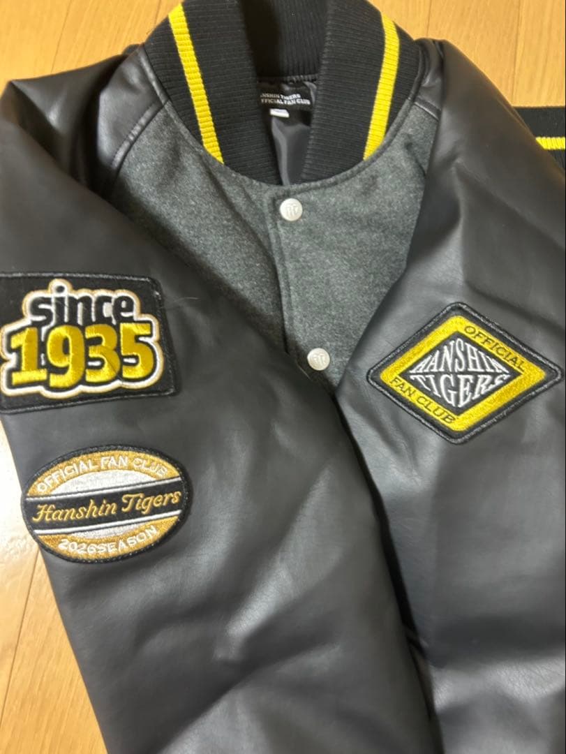 阪神タイガースFCダイヤモンドプラス特典セミオーダースタジアムジャンパーＬサイズ