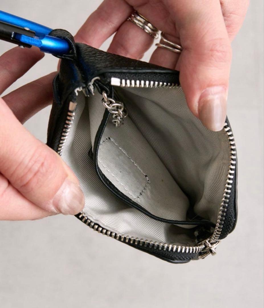 新品未使用PEZ(ペッツ) ×ear《牛革》カラビナ付きパス＆キーケース