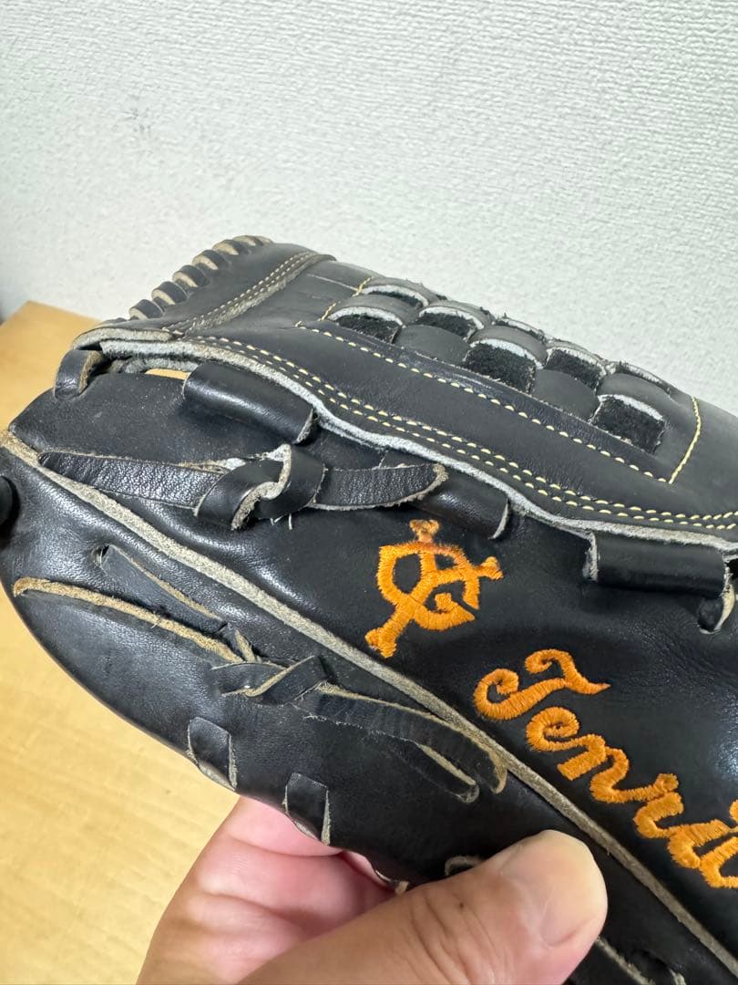 ア*♪様 レア美品★巨人YG刺繍入り 選手支給実使用グローブ