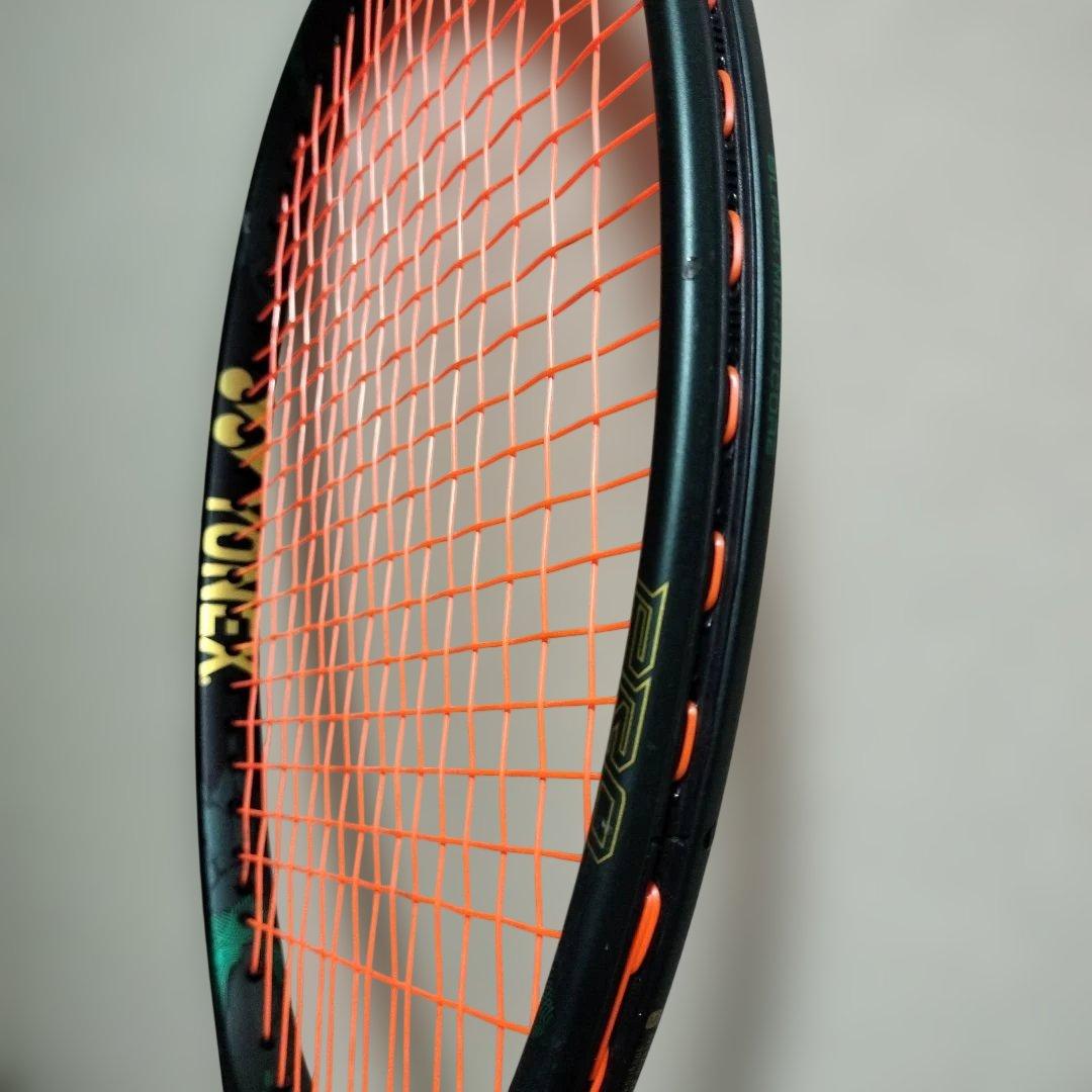ヨネックス　テニスラケット　VCORE PRO100 G2