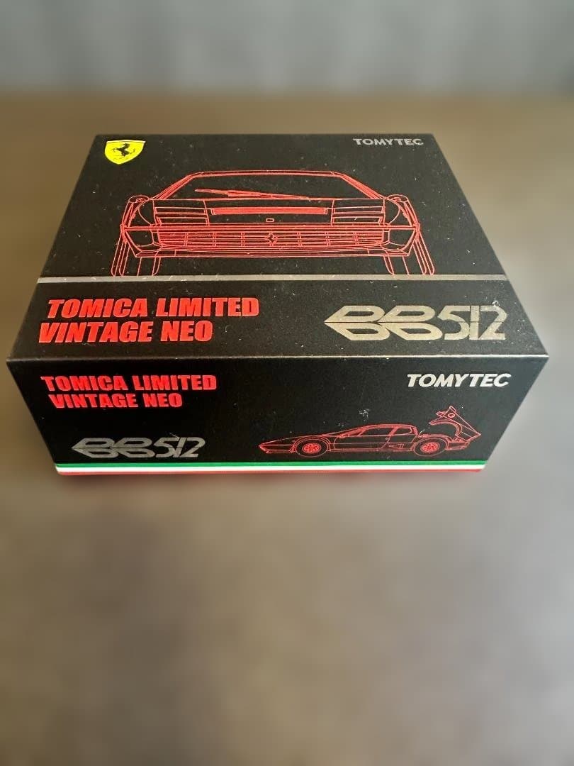 【未使用・TOMYTEC】フェラーリ 512 BB（赤/黒）