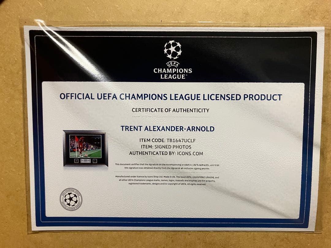 リバプール　アーノルド　フォト　サイン入り