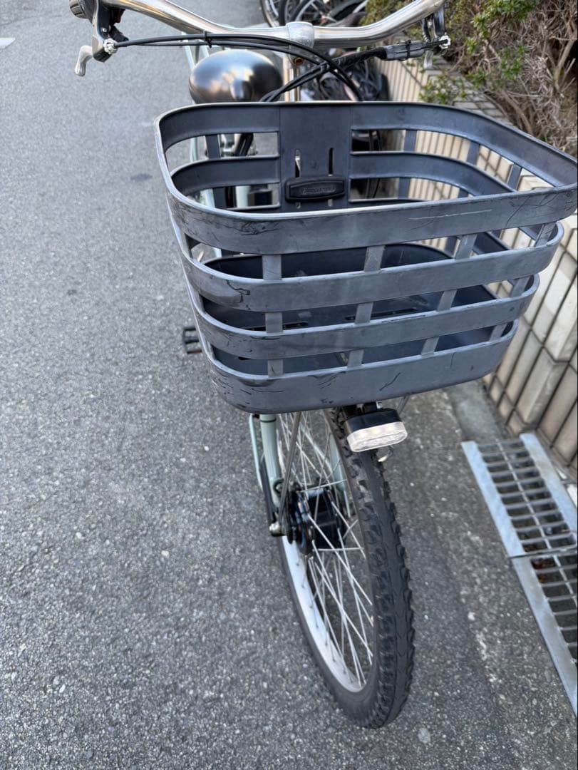 ブリヂストン電動アシスト 26インチ　ベルトドライブ 大容量バッテリ充電器あり