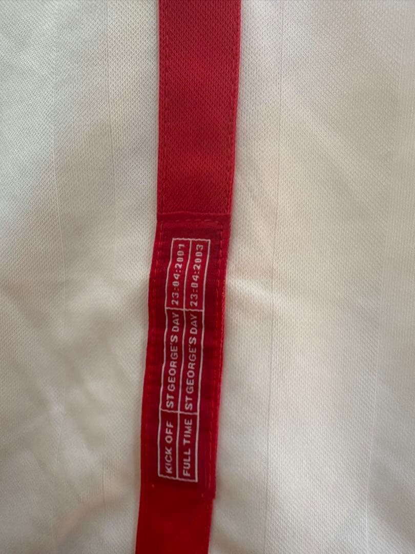 Umbro England シャツ 2002年ブラジル戦　マッチデイ刺繍入り