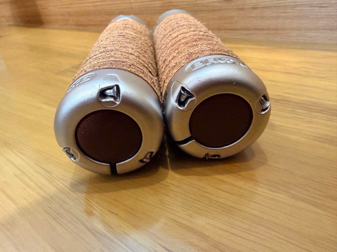 BROOKS(ブルックス) PLUMP LEATHER GRIPS ブラウン