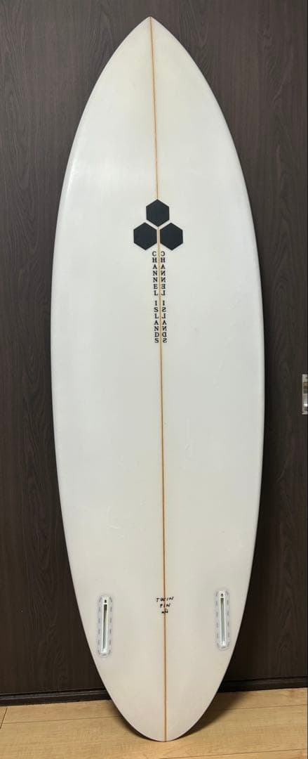 Twin pin 5'7 27.9ℓ Channel ツインピン