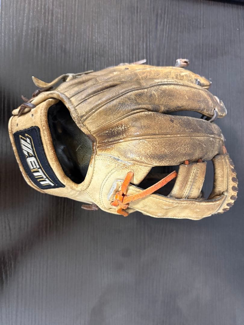 ゼット 硬式グローブ ベージュ　内野オールラウンド用