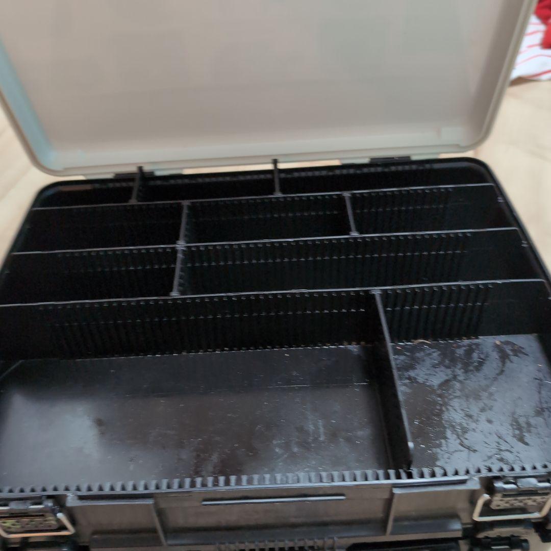 ルアーまとめ売り　40個超　タックルボックス付　　新品ルアー有り