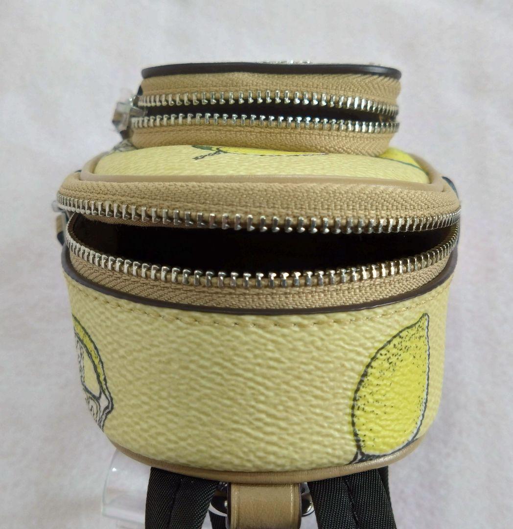 新品 コーチ リュックサック モチーフ レモン柄 キーケース ミニポーチ小物入