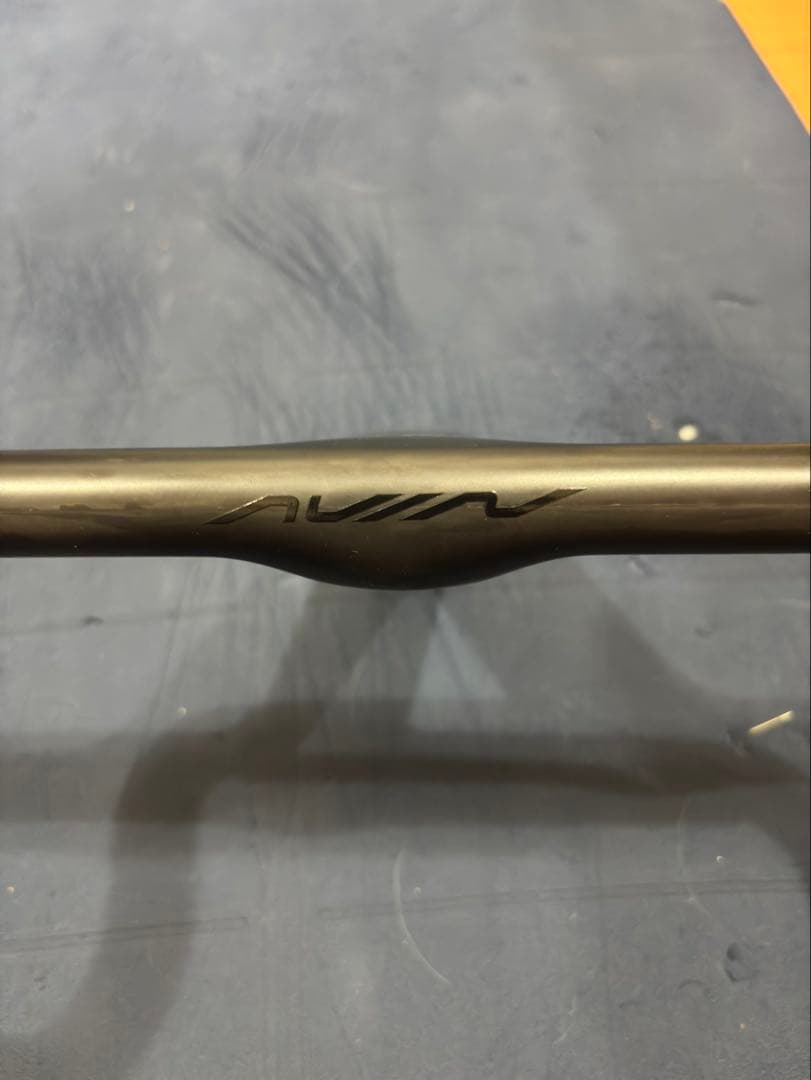 avian canary 一体型ハンドルバー