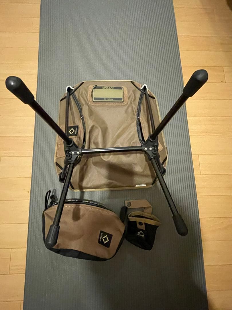 ヘリノックス　折りたたみ式アウトドアミニチェア