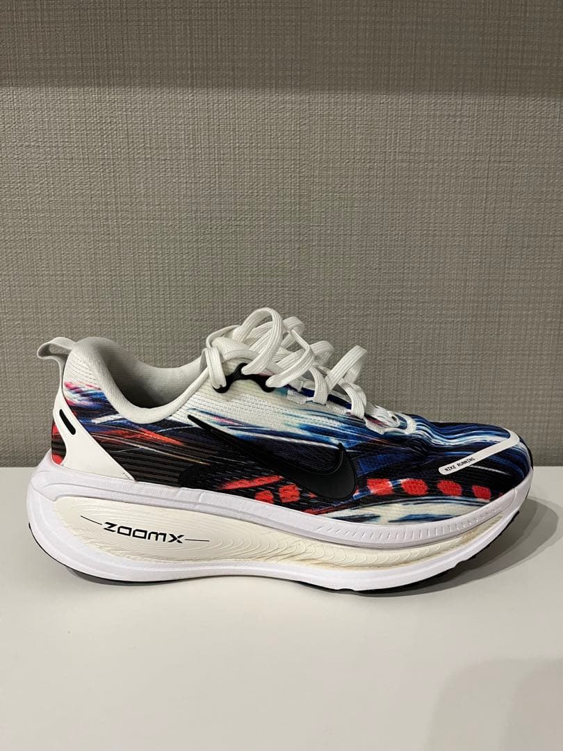 スパイク・シューズ NIKE VOMERO 18 SE