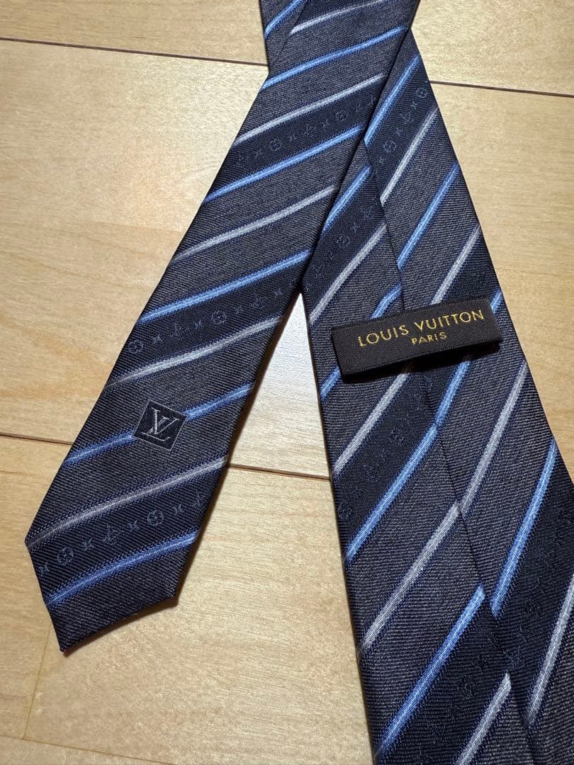 極美品　LOUIS VITTON ネクタイ