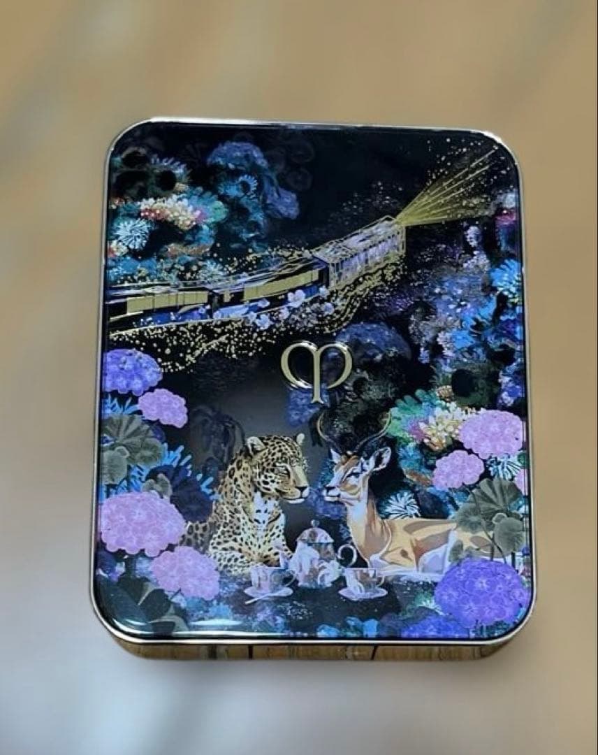 クレ・ド・ポーボーテ　 オンブルクルールクアドリ　505（新宿伊勢丹限定カラー）