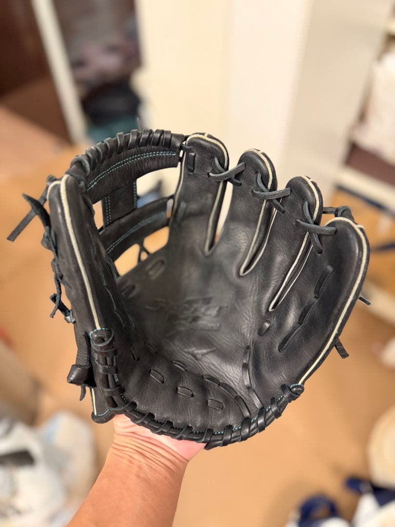 SELECT 9 Professional 軟式グローブ 黒　坂本勇人モデル