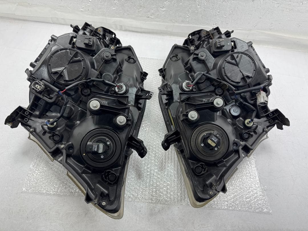 20系ヴェルファイア GGH20W純正 HID ヘッドライト 左右セット