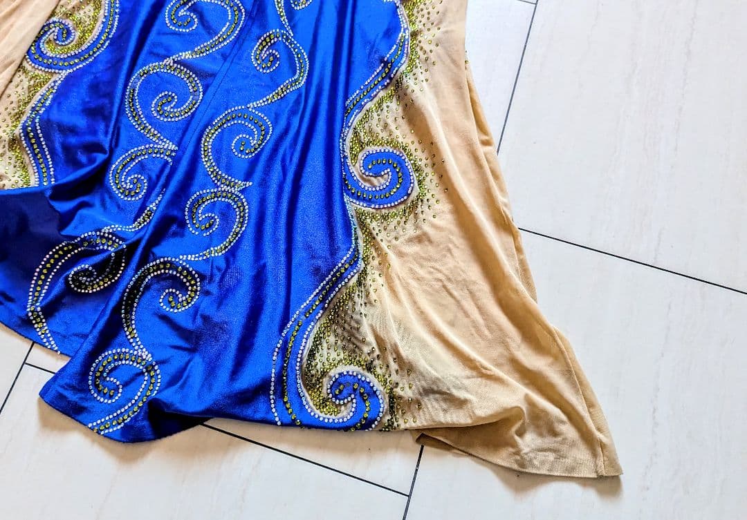 ベリーダンス 衣装 HISHAM 青 ブルー ベージュ マーメイド