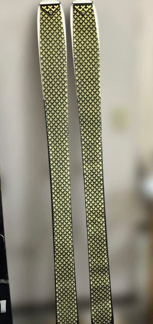 ARMADA アルマダ　DECLIVITY 102Ti (クライミングシール)