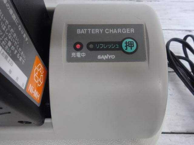 ★清掃済 美品 SANYO 電動ハイブリッド自転車専用 充電器 CY-PAA4