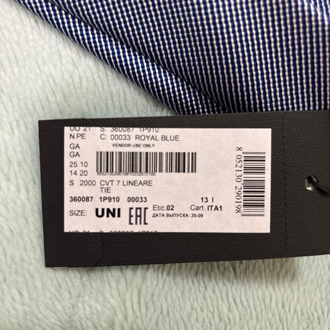 新品　GIORGIO ARMANI イタリア製ネクタイ　 BLUE色