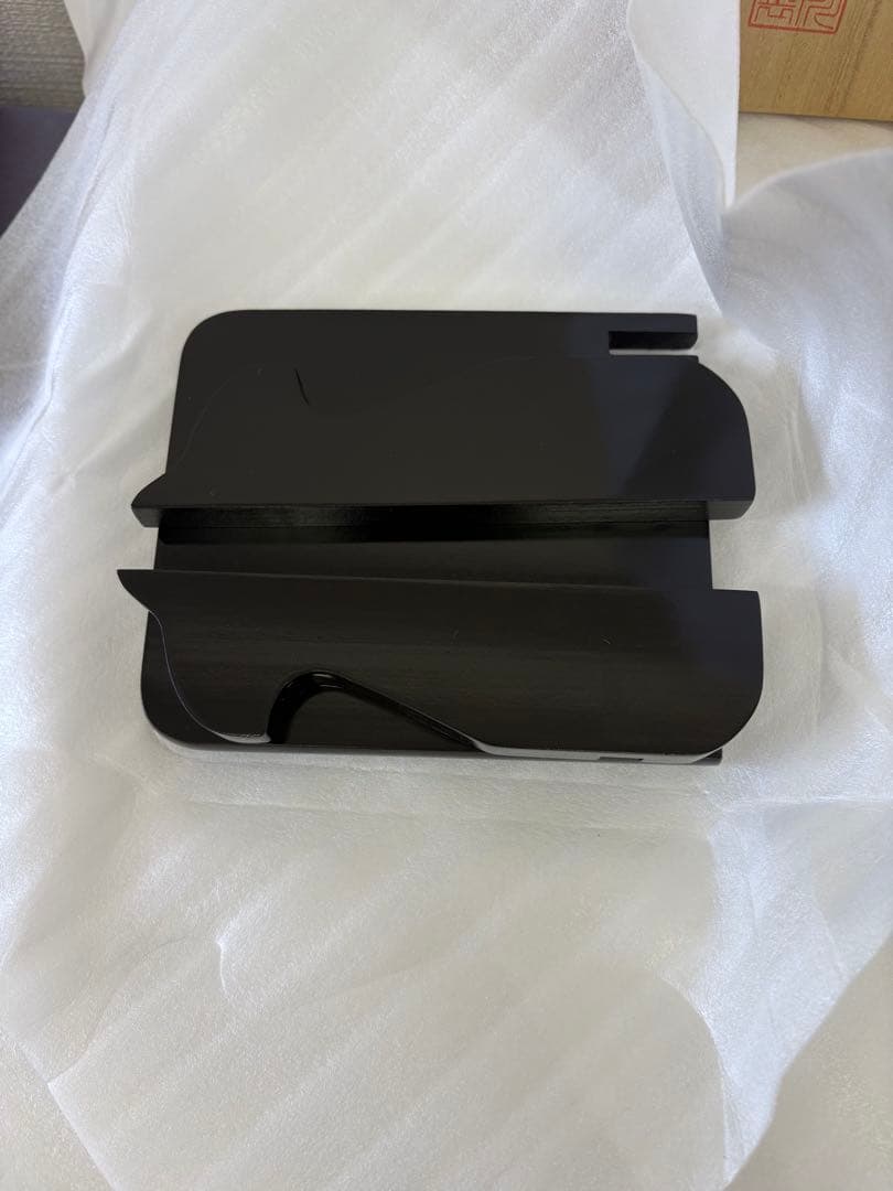 深川製磁　八方割飾皿　窓絵竹に鶴