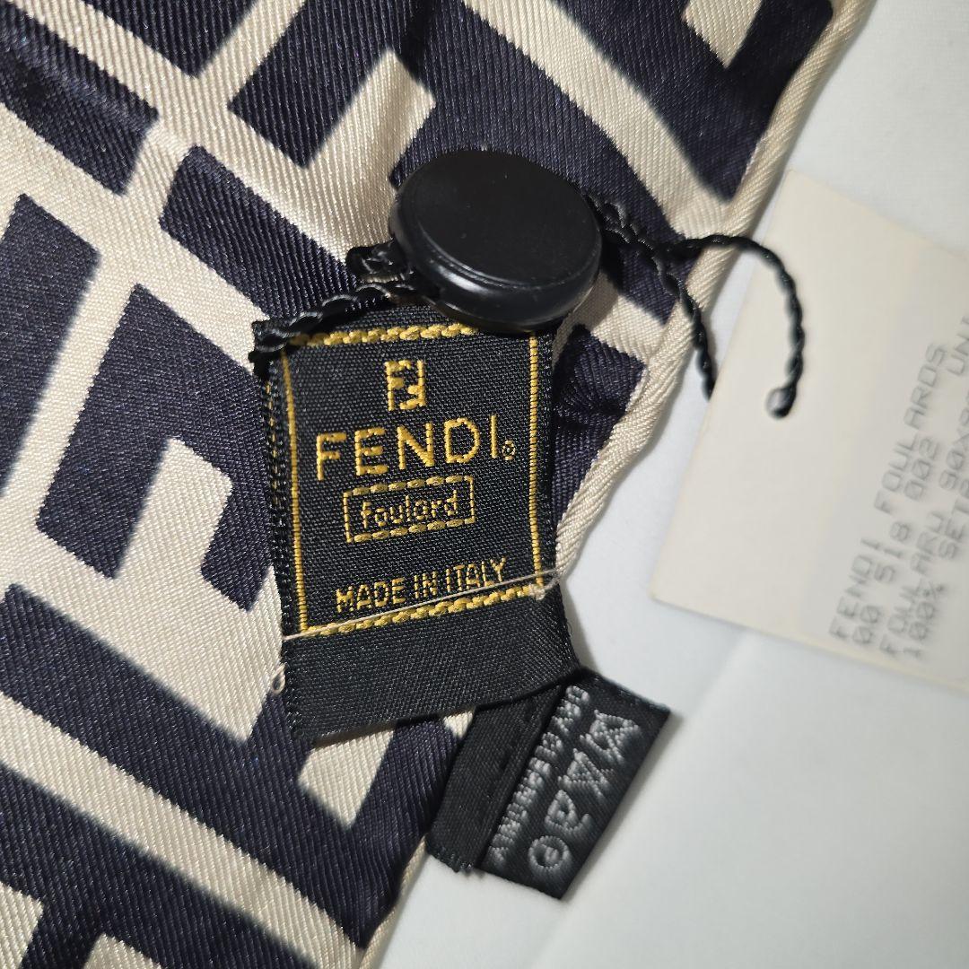 FENDI ズッカ 総柄 スカーフ