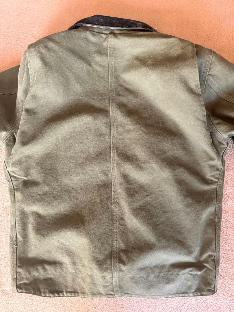 Carhartt オリーブグリーンジャケット USED