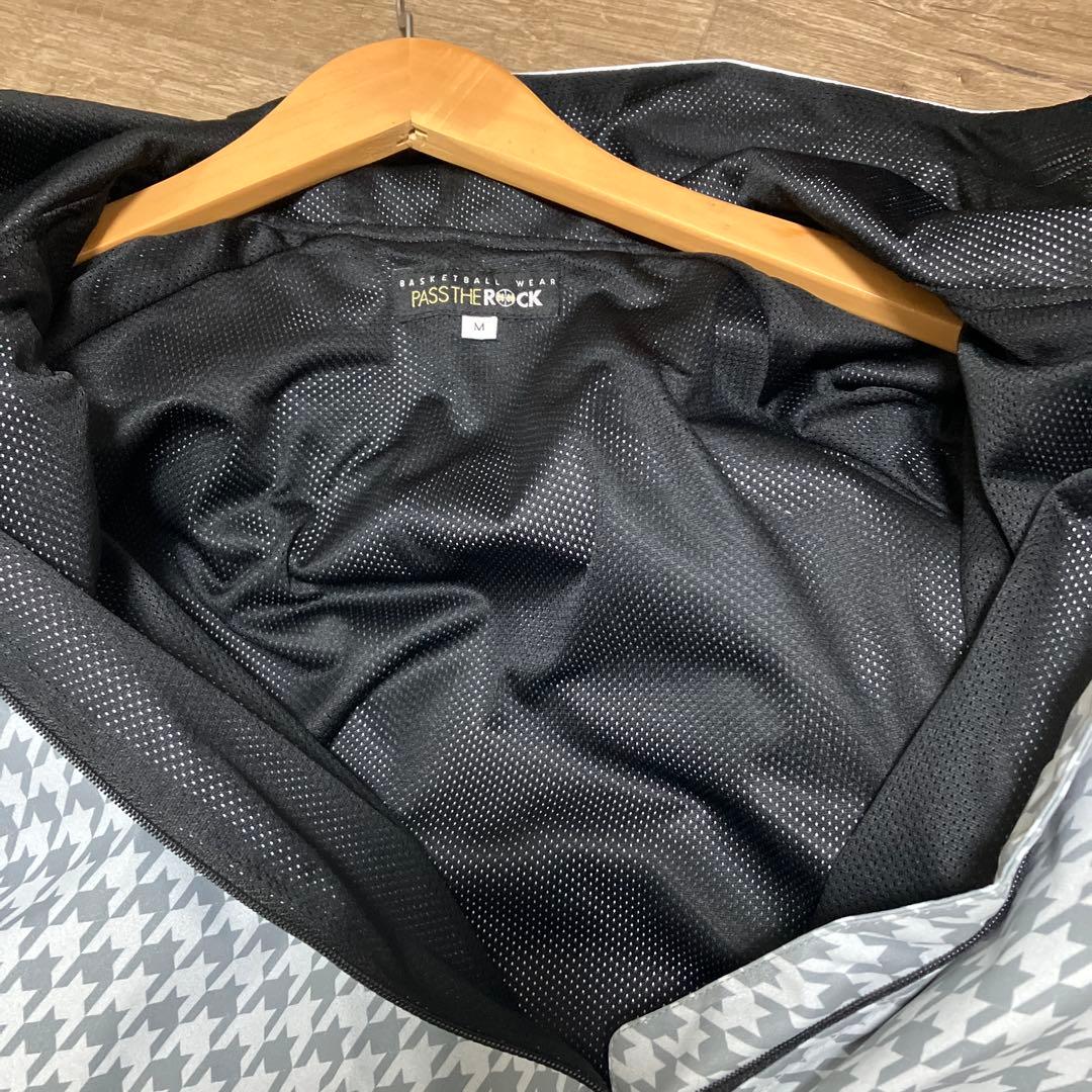 PASS THE ROCK ジャケット