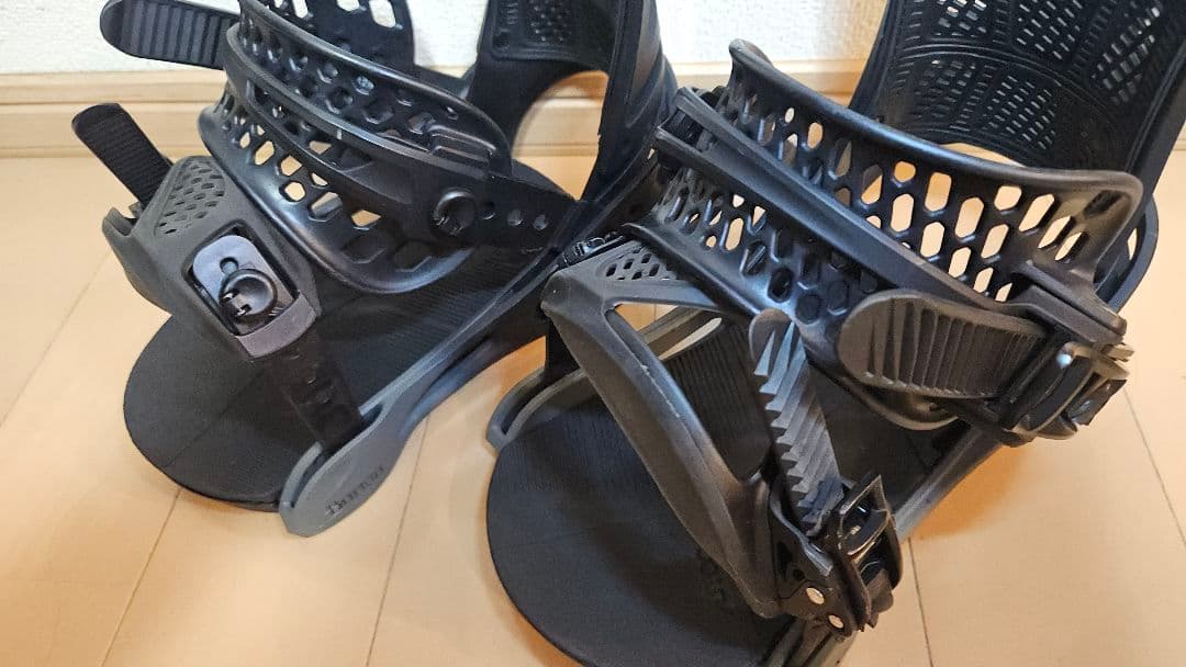 【送料無料】バートン BURTON Mala Vita ビンディング ブラック