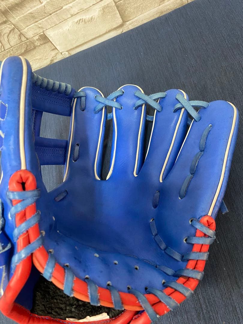 希少　野球グローブ　大人用　右投げ用