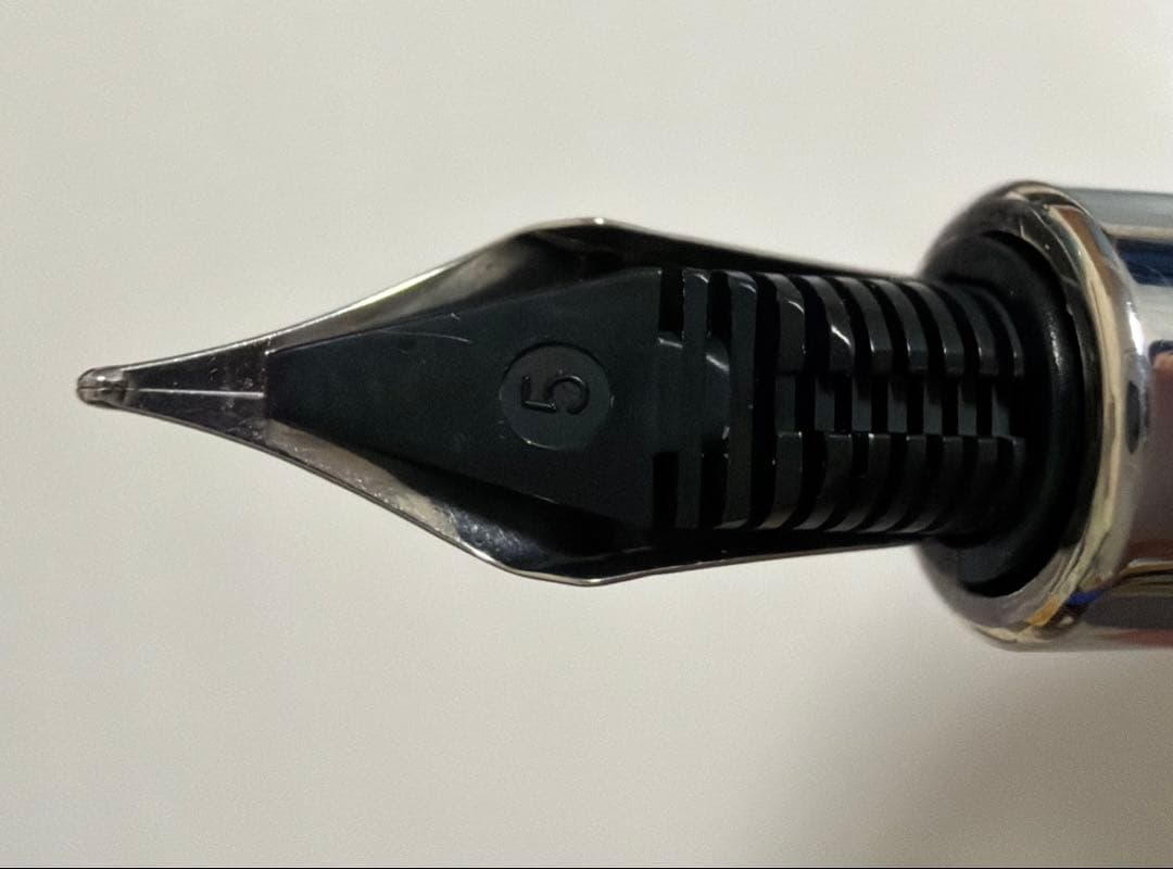 金杢犀　「本花梨瘤杢 本花梨紅白 極上万年筆」　最安値