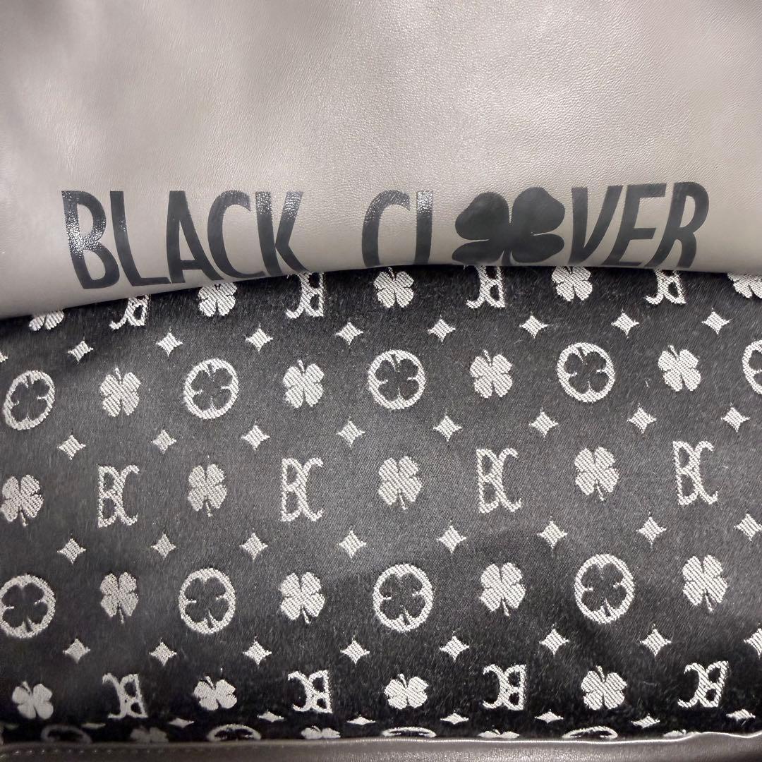 ブラッククローバー Black Clover モノグラム トラベルカバー 黒
