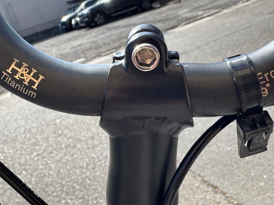 ブロンプトン　M6L ブラックラッカー