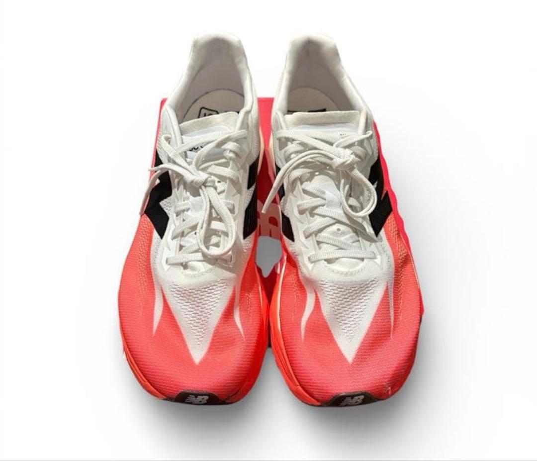 ニューバランスFuelCell SuperComp Elite v5 28cm