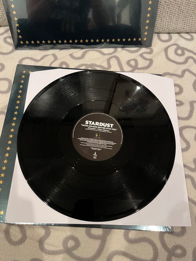 STARDUST Music sounds better with you 新品