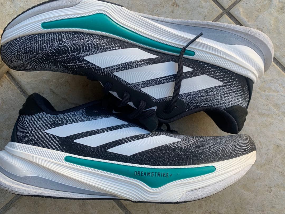 1回着用　アディダスSUPFR NOVA PRIMA2 サイズ27.5cm