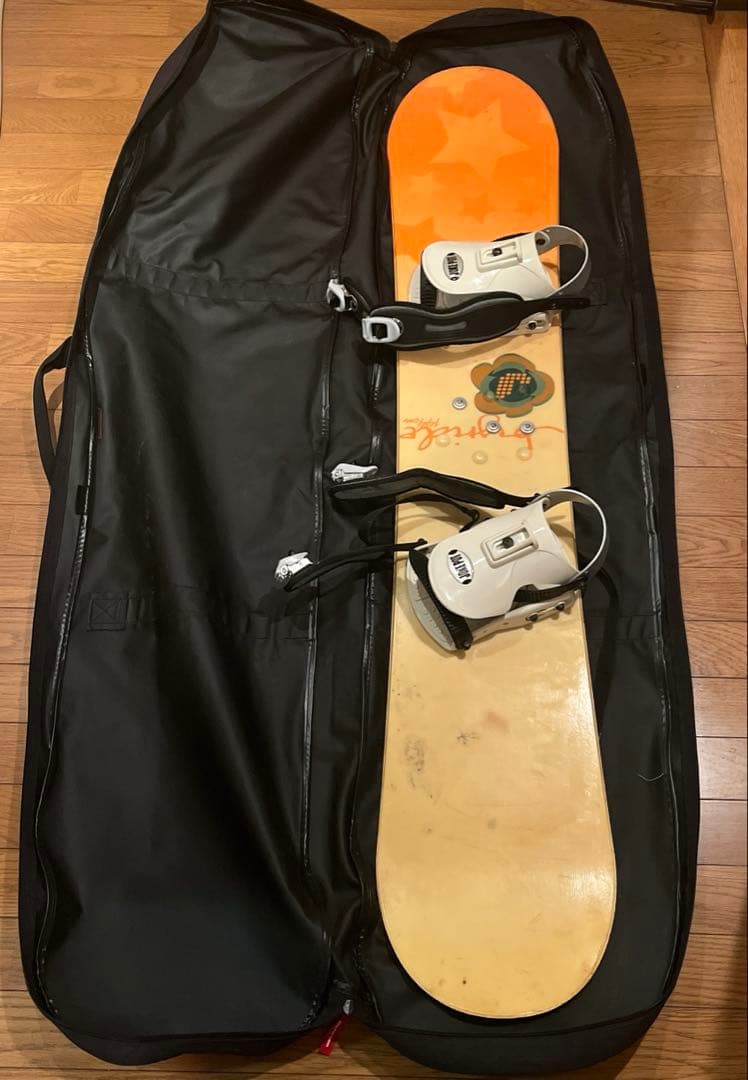 スノーボード JoyRide(黒色ケース付き）