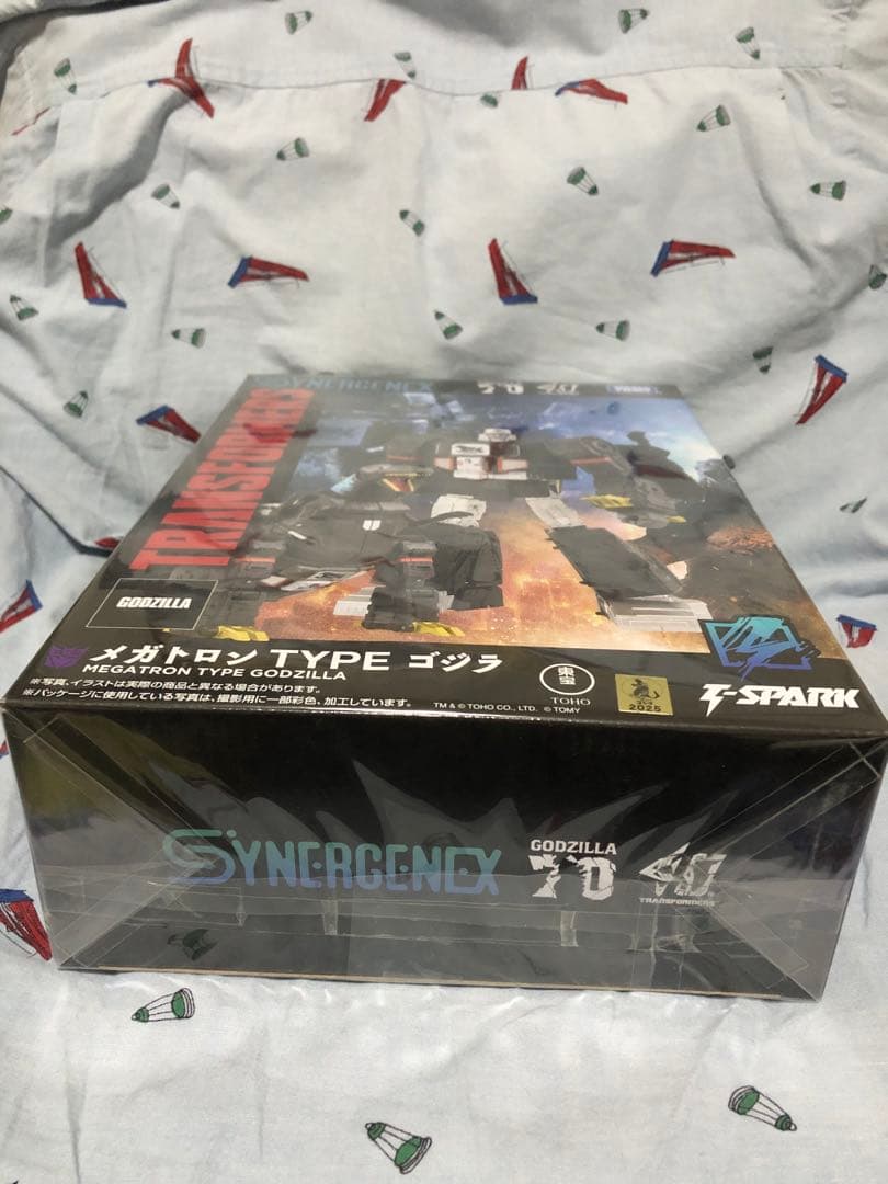 新品 未開封 タカラトミー トランスフォーマー メガトロン ゴジラ