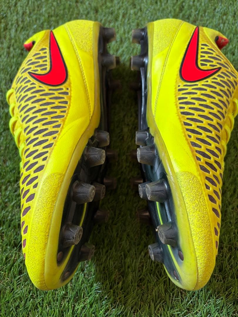 ナイキ マジスタオーパスHG-E