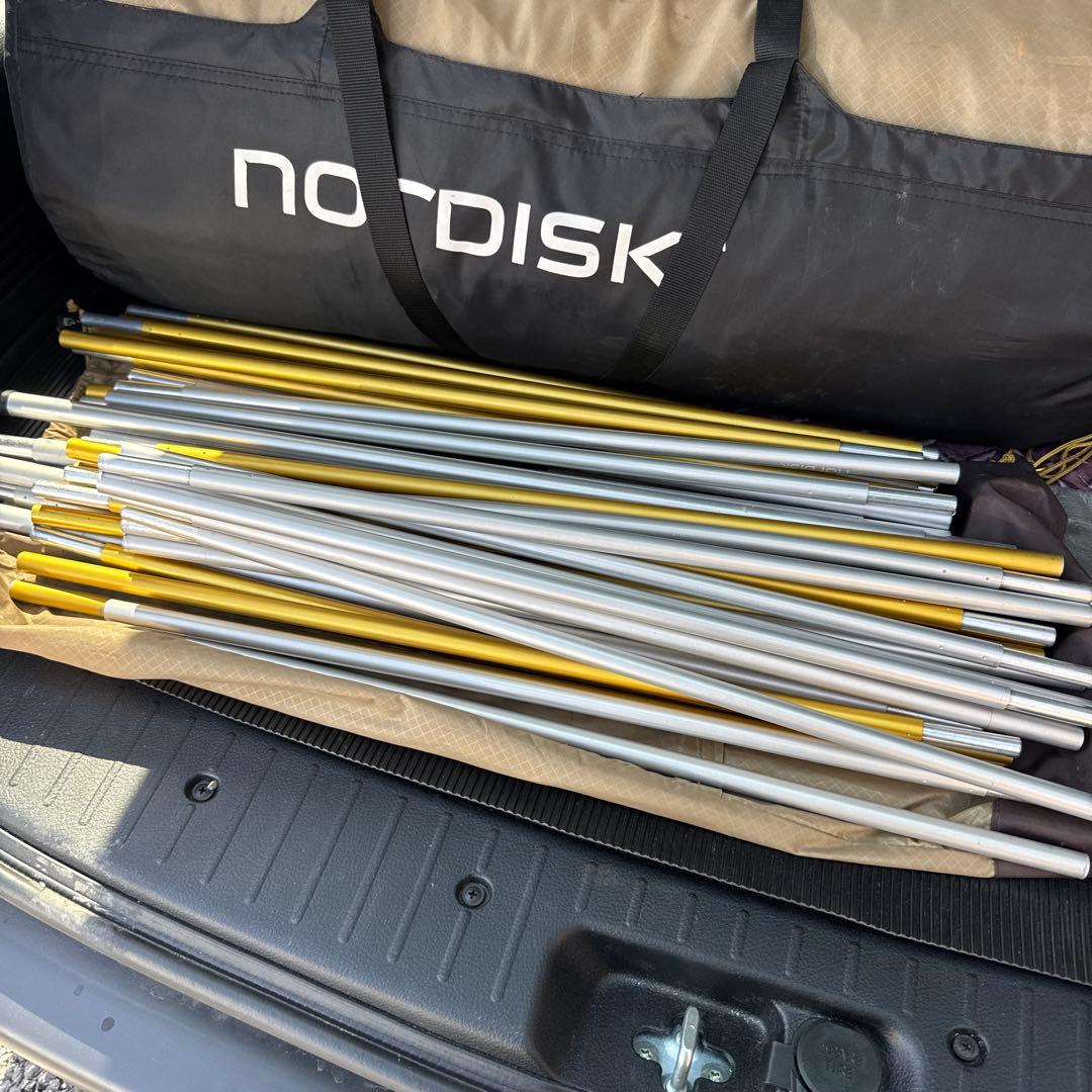 ノルディスク　レイサ6 ベージュ　中古