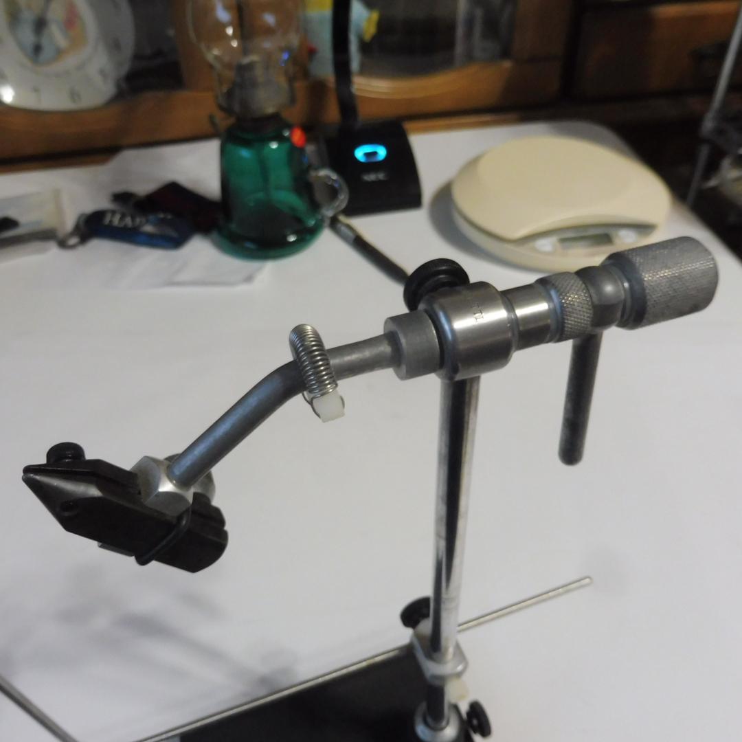 レンゼッティ RENZETTI フライタイイングバイス