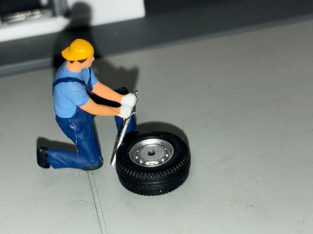 トミカラマ ヨコハマタイヤショップ　 ちょっと難あり‥車両付き中古！