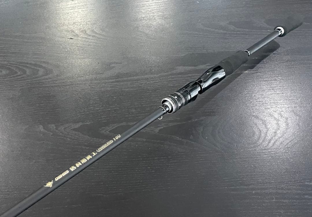 釣りセット2ピーススピニングロッド（180㌢穂先二本付)2000番ライン100m