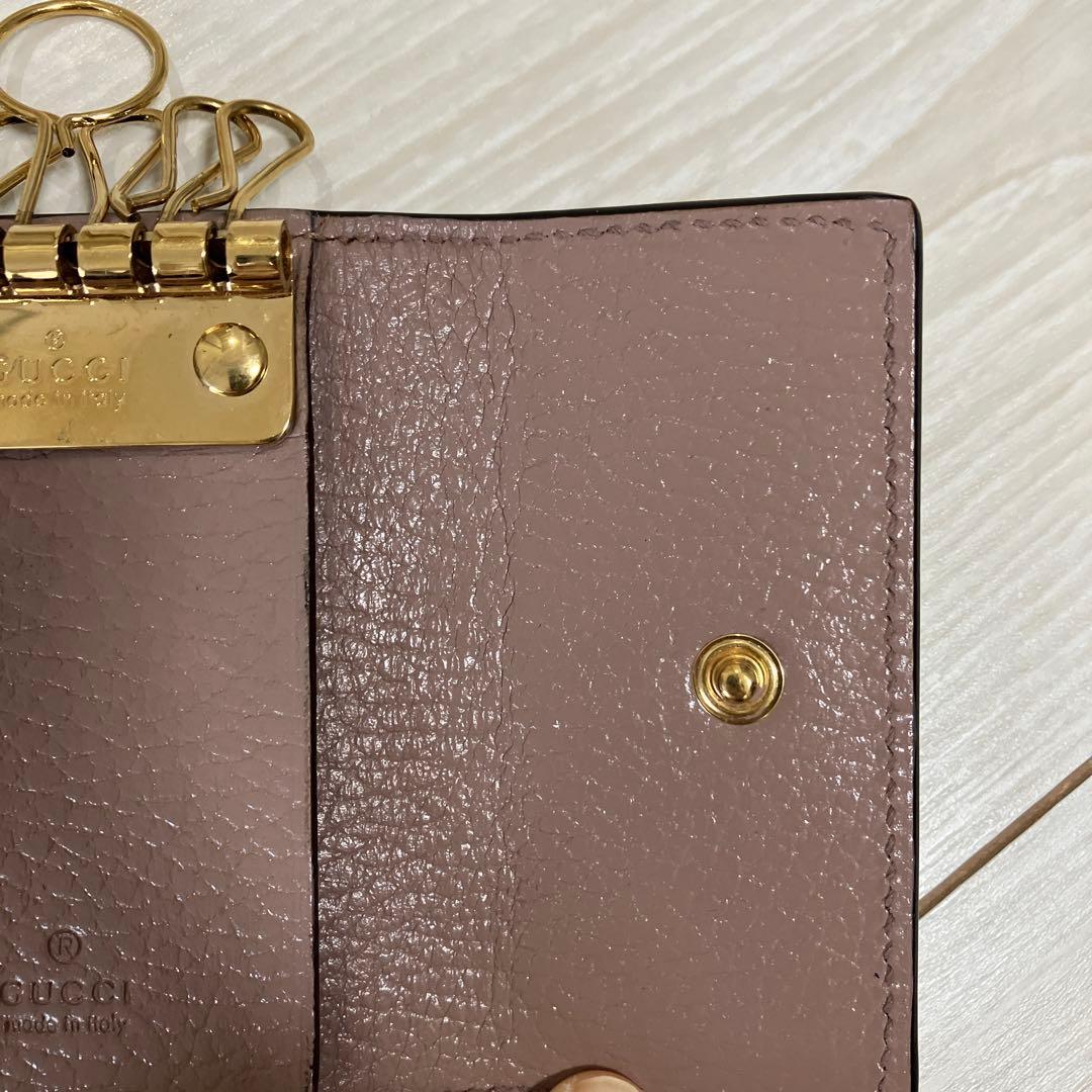 GG ピンク ベージュレザーキーケース