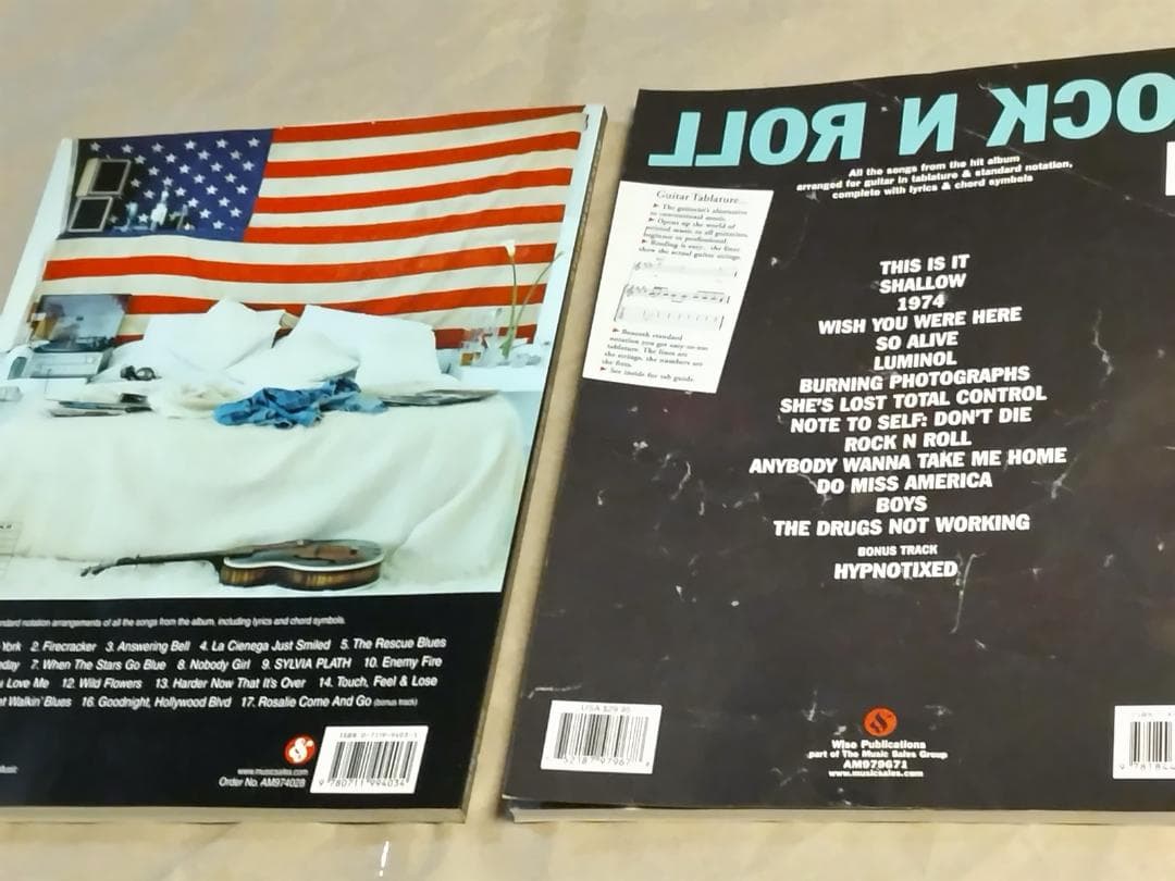 ● 稀少 ライアン・アダムス CD13組＋ギタースコア2冊 国内盤コンプリート●