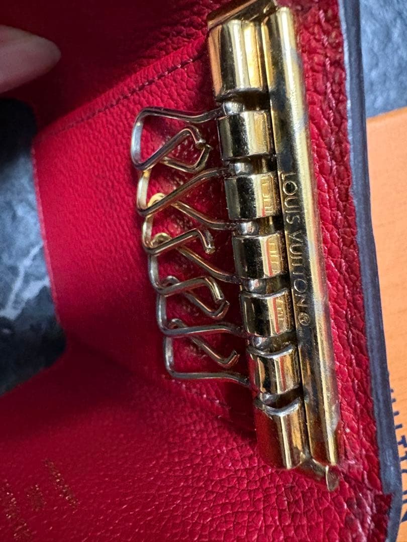 LOUIS VUITTON 6連キーケース ミュルティクレ6
