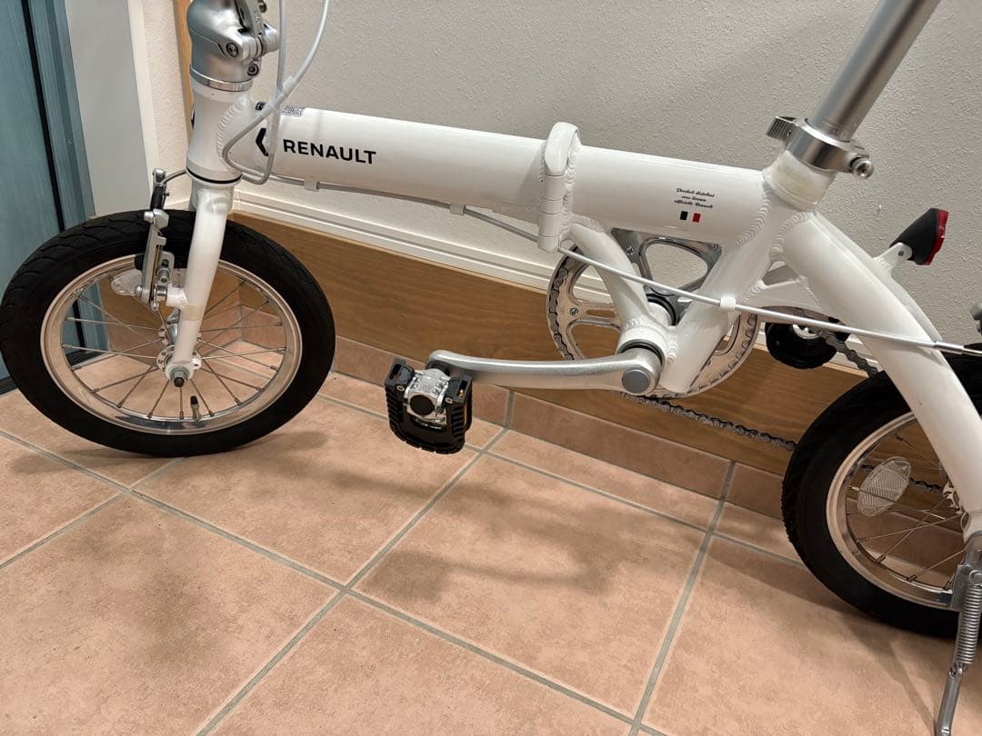RENAULT 14インチ コンパクト折りたたみ自転車　白