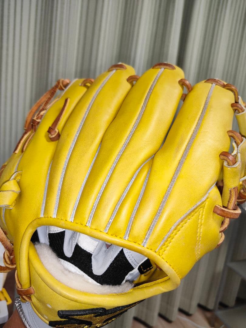 MizunoPro KK.KLUB serious edition イエロー