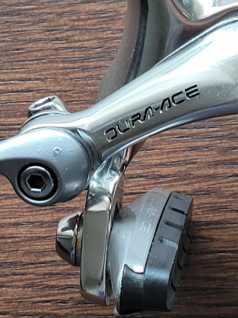 シマノ DURA ACE キャリパーブレーキ(BR-7403)